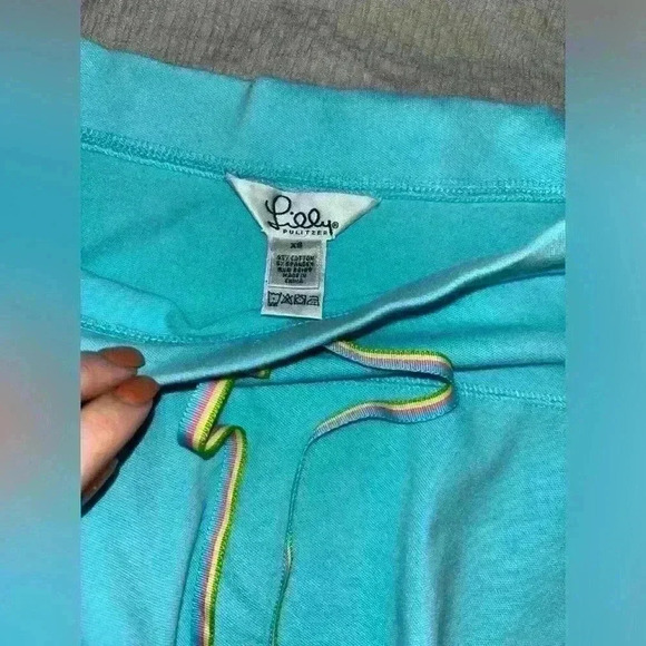 Lillypulitzer skirt - Picture 3 of 4